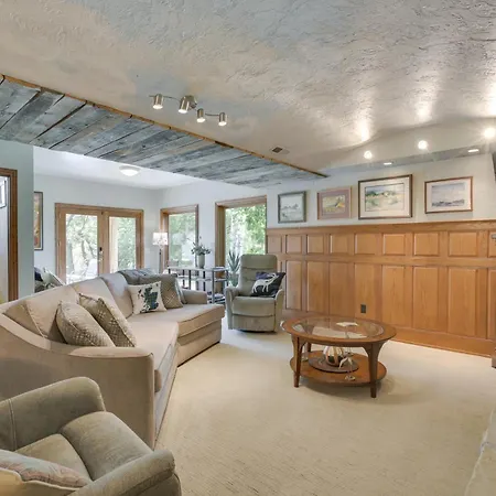 Stunning Sheridan Ranch Villa Mountain View!